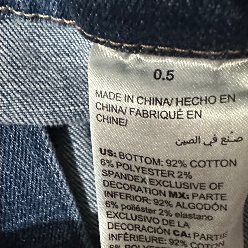 Chico's Blue Jeans with Colorful Embroidery EUC size 5/6 #050 - Picture 3 of 7